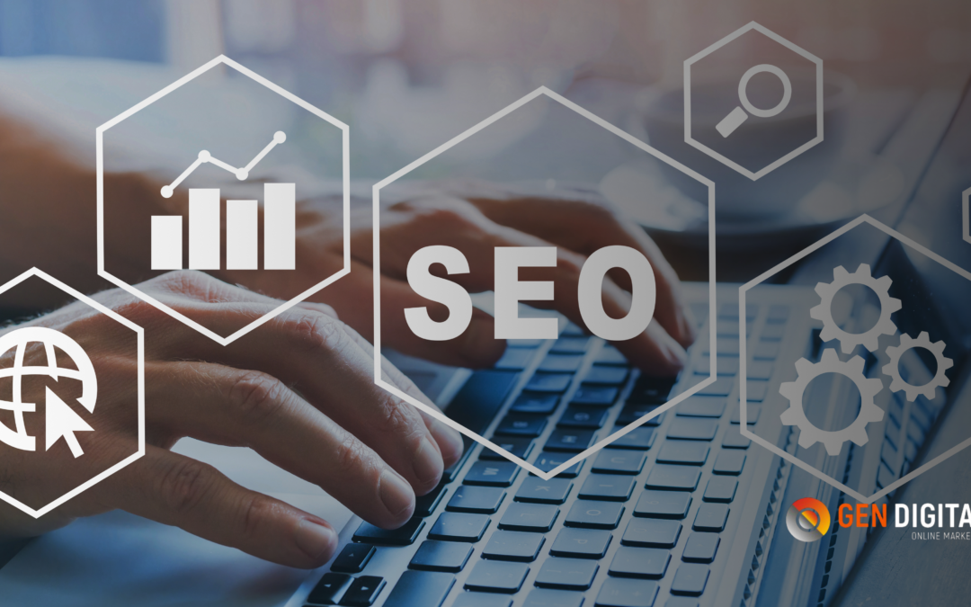 Persona escribiendo en laptop con iconos de SEO, analítica y optimización digital superpuestos.